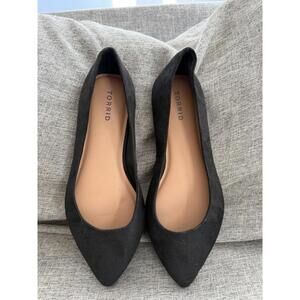 Torrid Pointed Toe Flats Womens Size 10 Wide Black Faux Suede